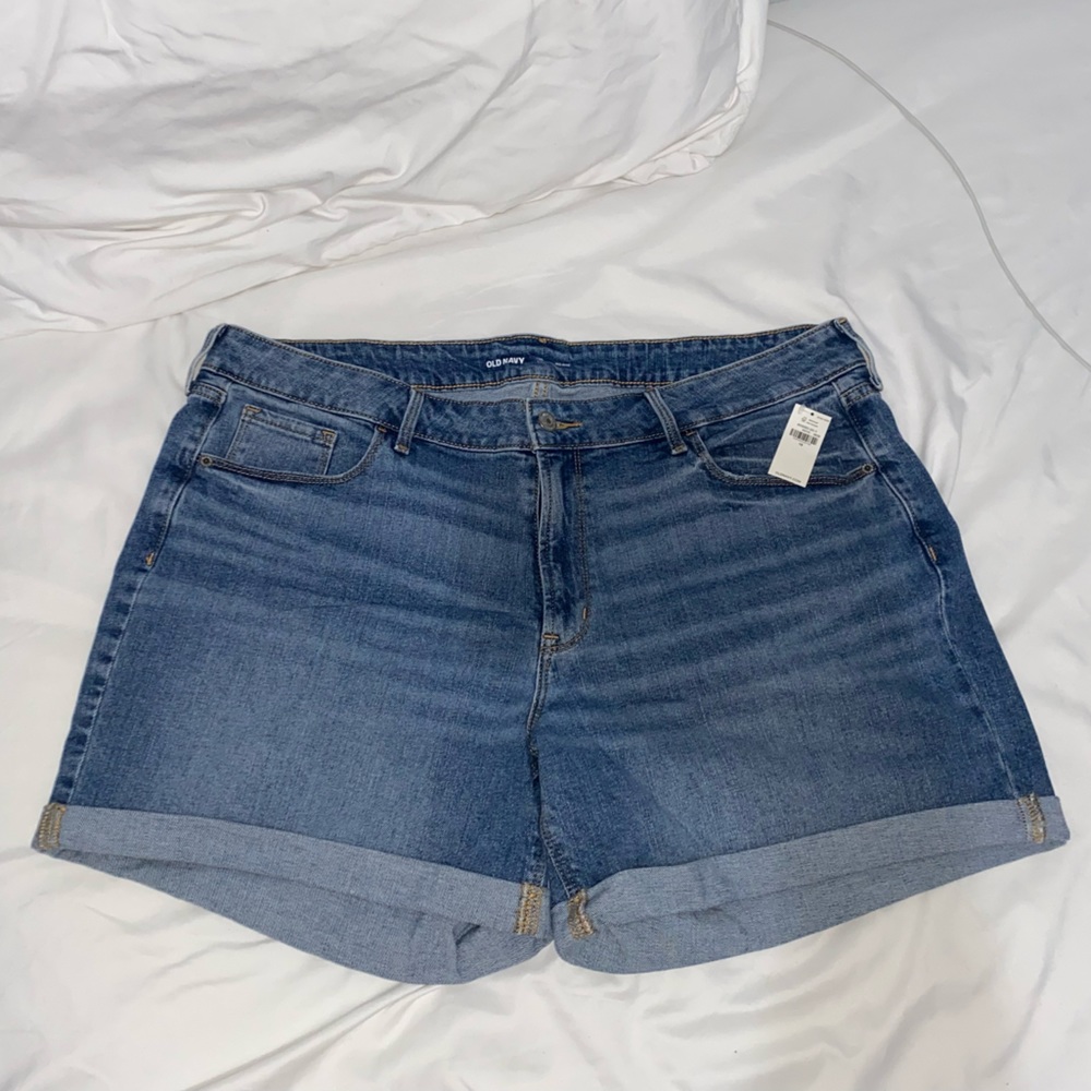 Old Navy PLUS size MidRise Jean Shorts